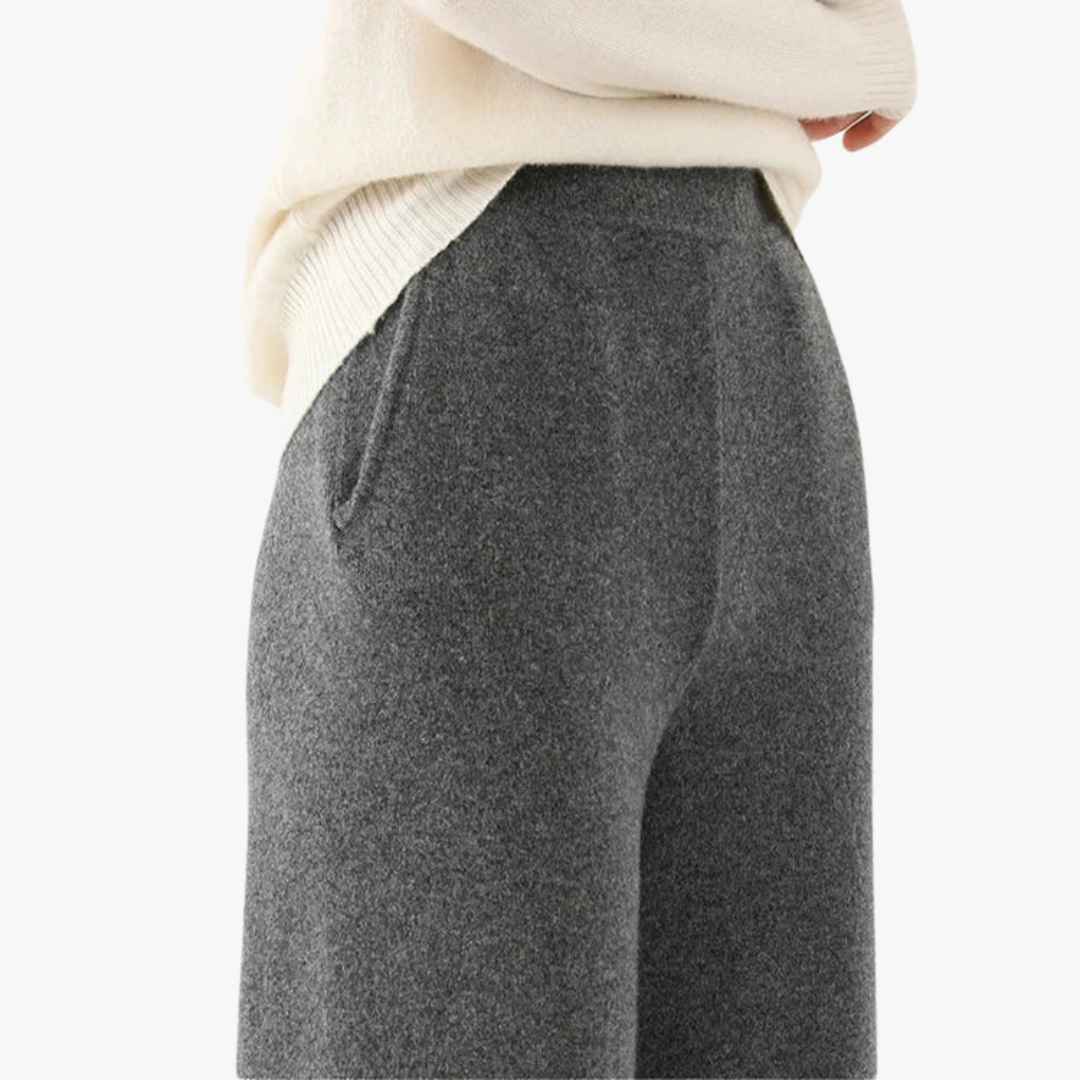 RELAXED MERINO WOOL RIB KNIT JOGGER