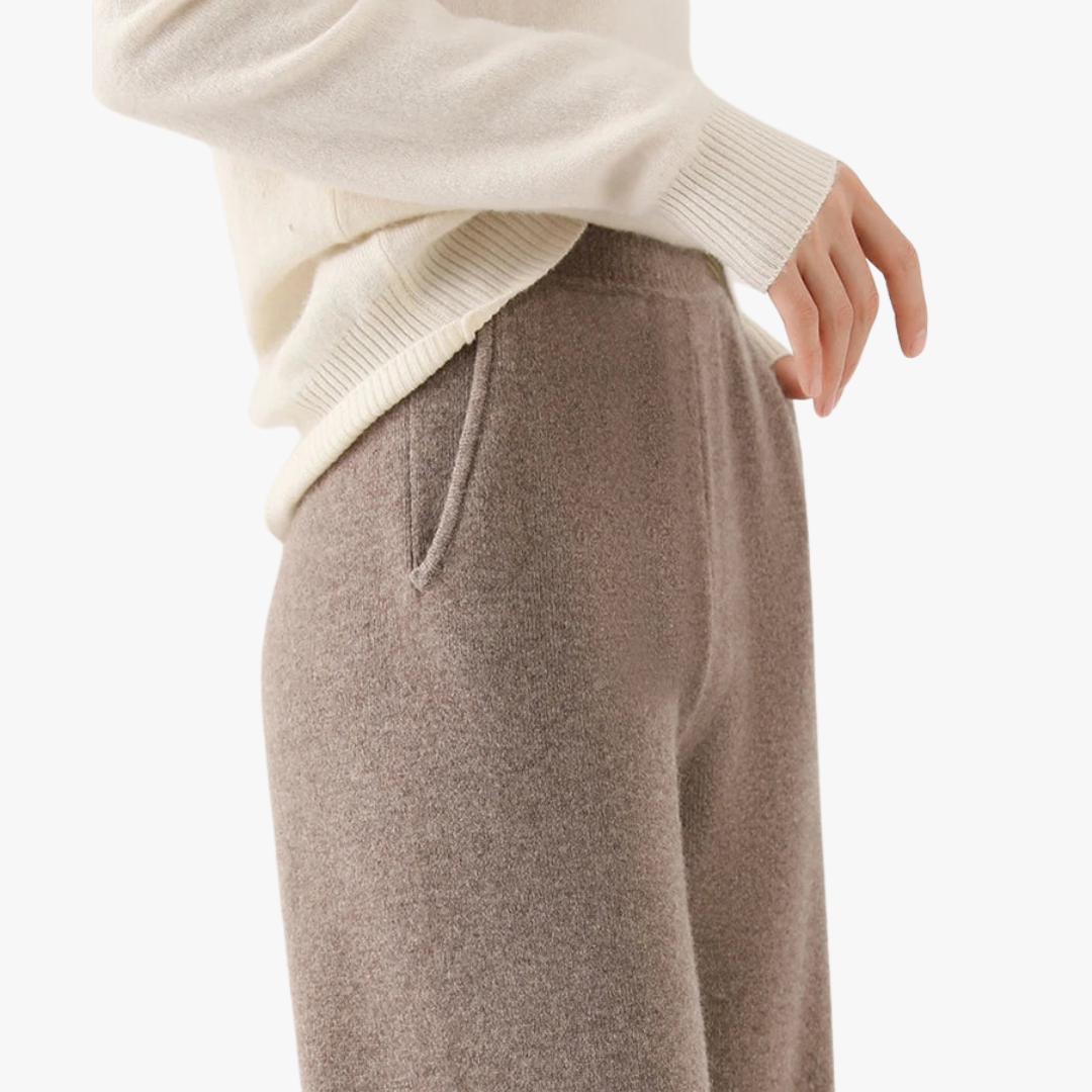 RELAXED MERINO WOOL RIB KNIT JOGGER
