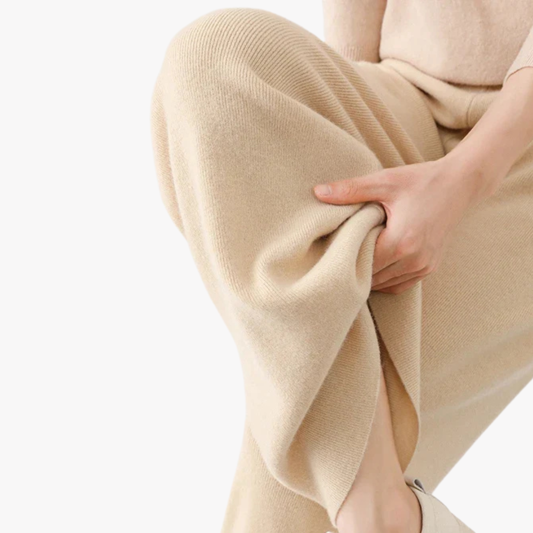 RELAXED MERINO WOOL RIB KNIT JOGGER