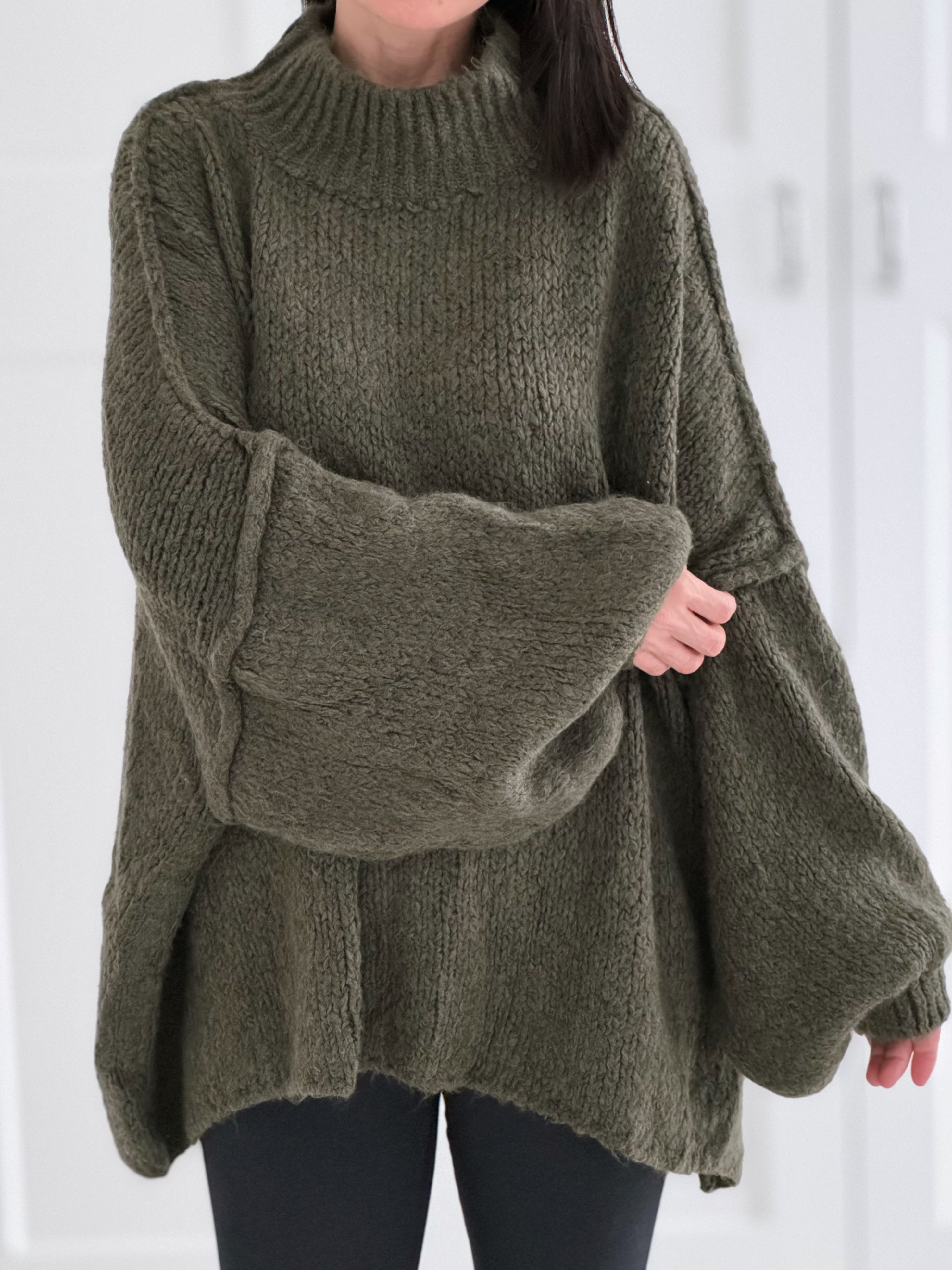 SENNA - OVERSIZED KNIT PULLOVER